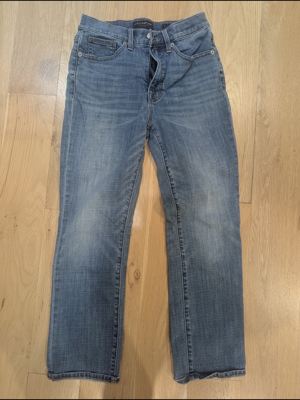 Nwot Lucky Brand Straight Jeans